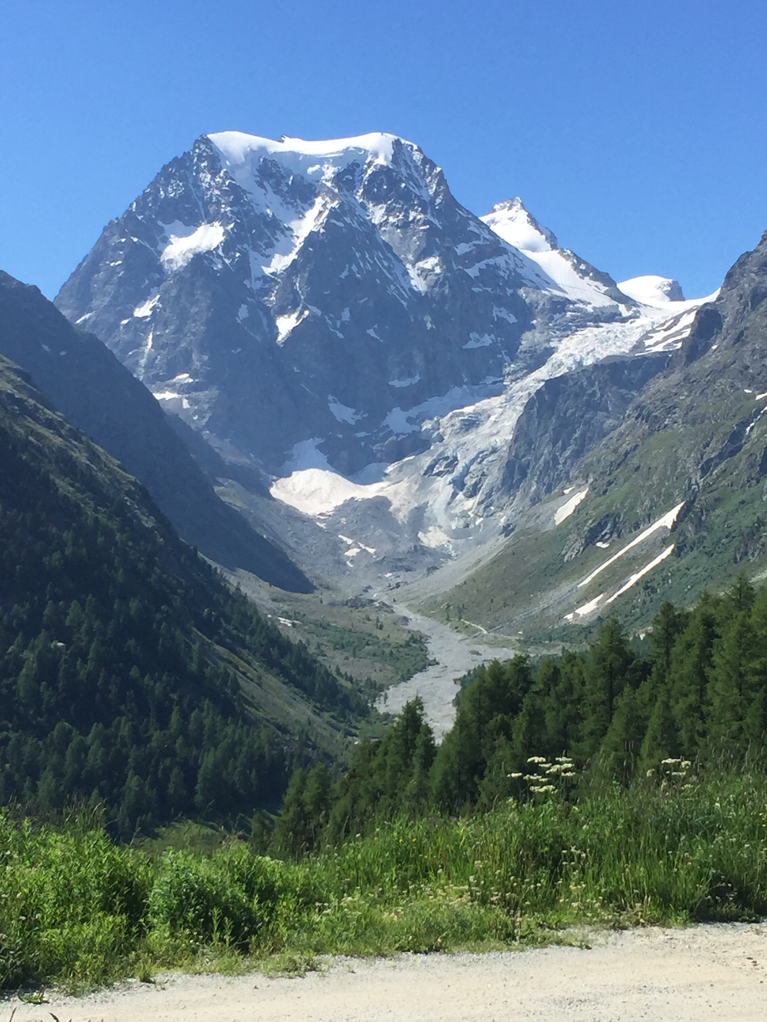 photo de Cabane des Aiguilles Rouges