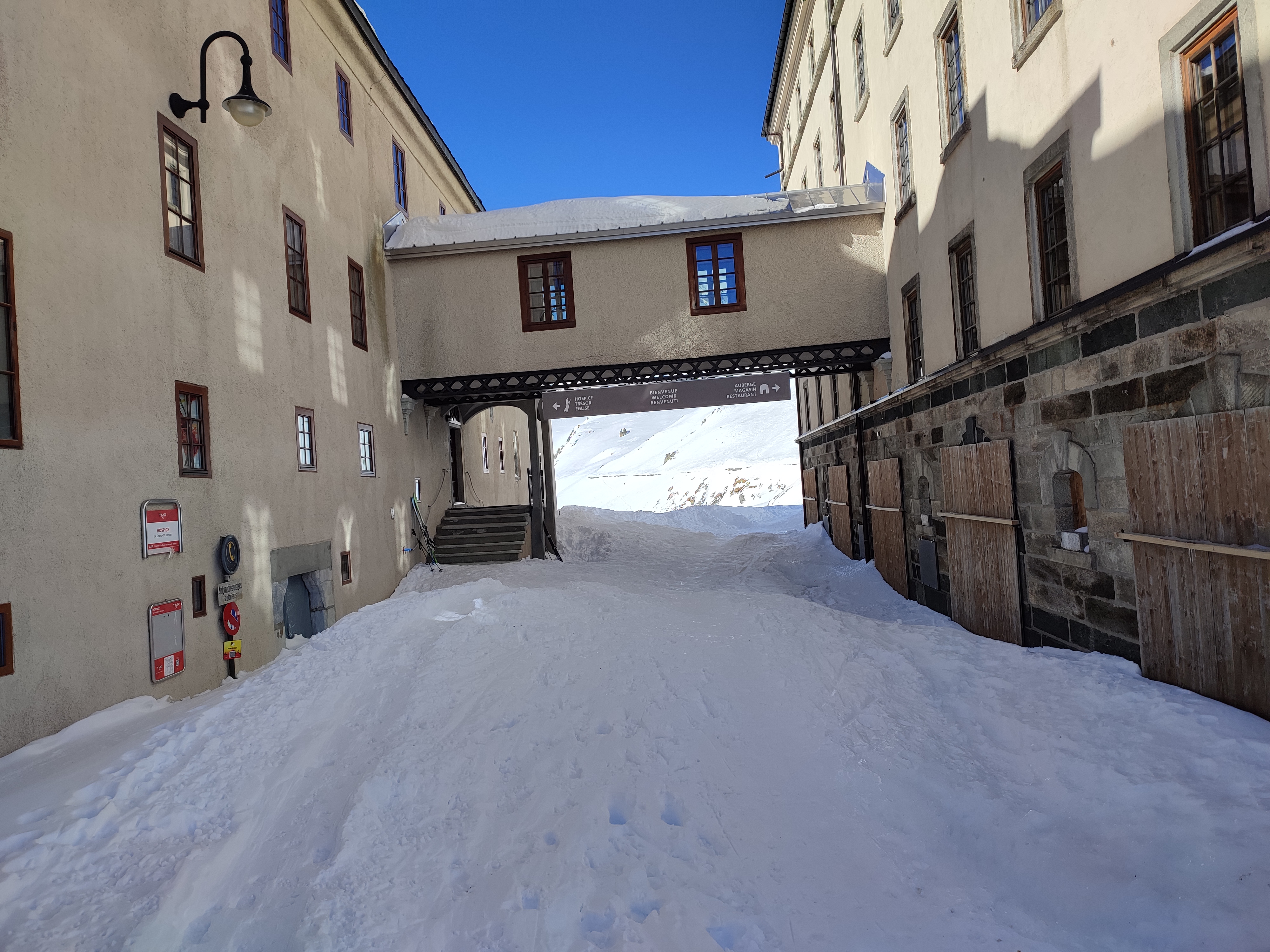 photo de Col du Grand-Saint-Bernard (et Hospice)