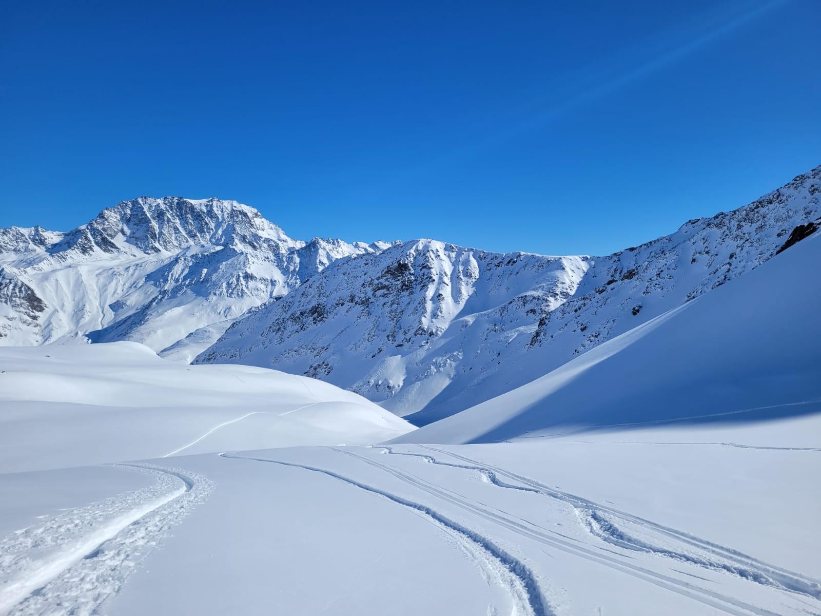Le Mont Vélan avec ses couloirs