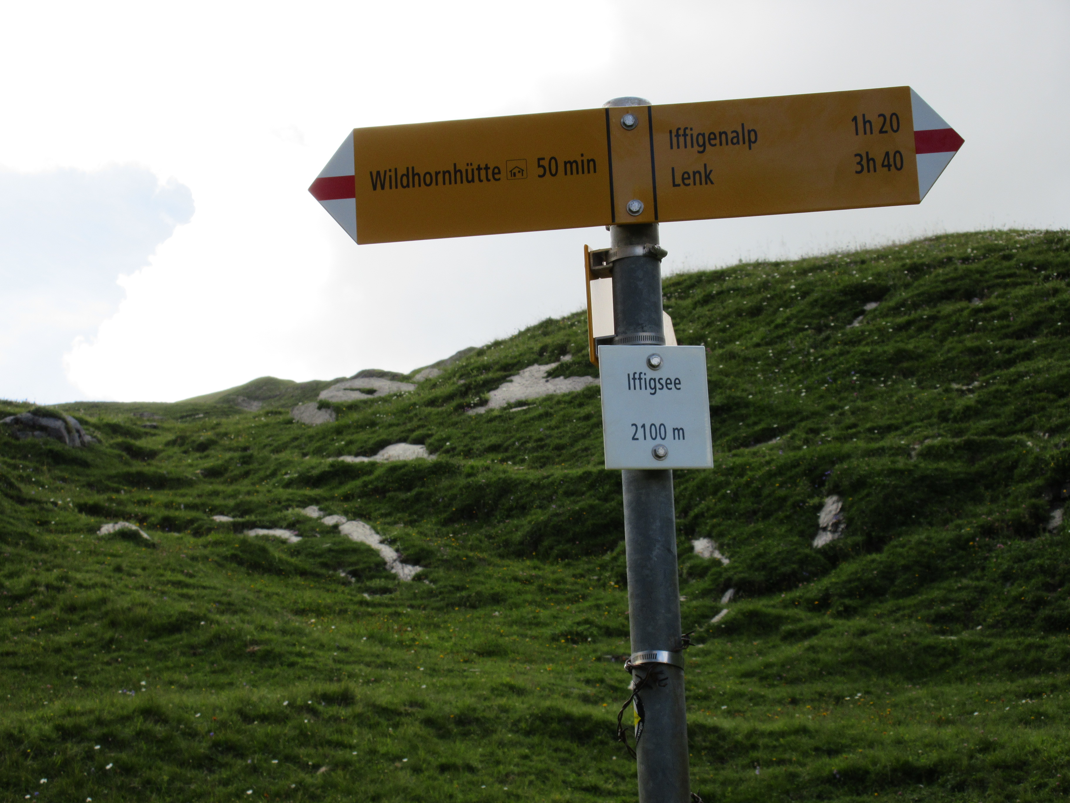 photo de Cabane du Wildhorn (Wildhornhütte)