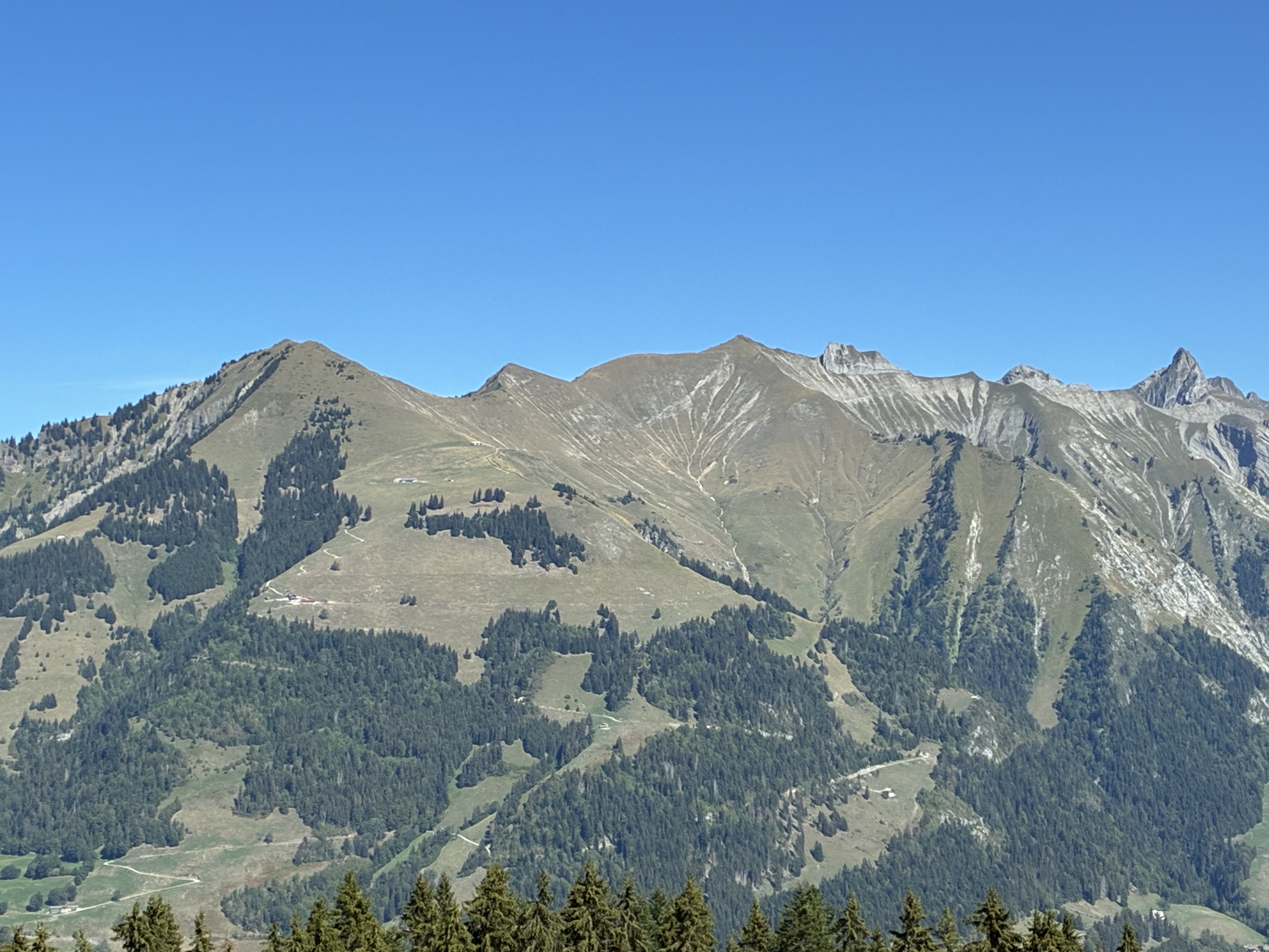photo de Monts Chevreuils (Les)