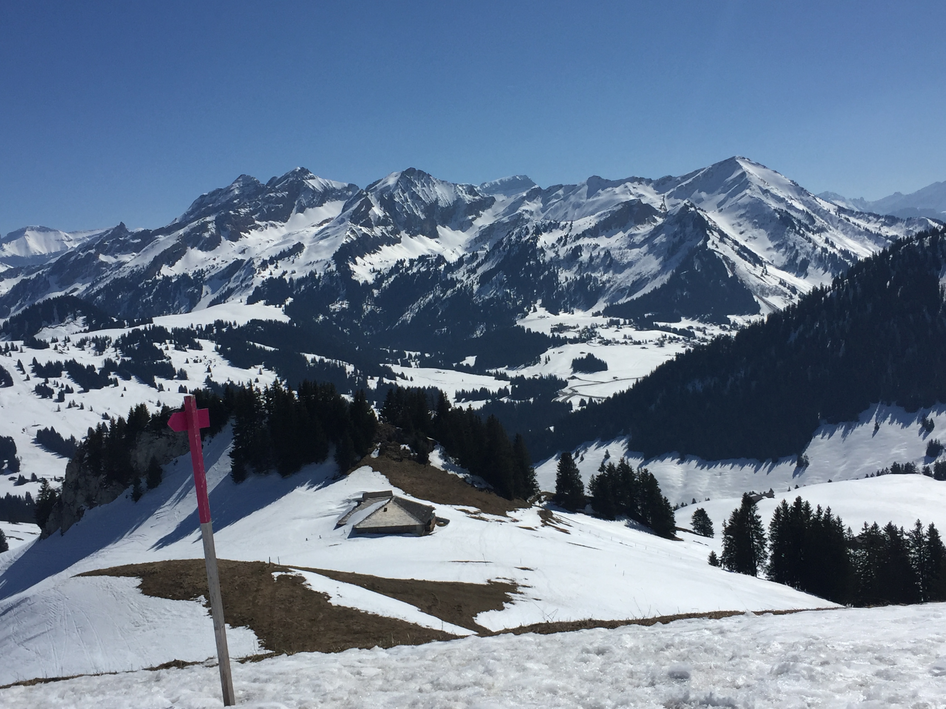 Vue sur Les Mosses et les montagnes environnantes 