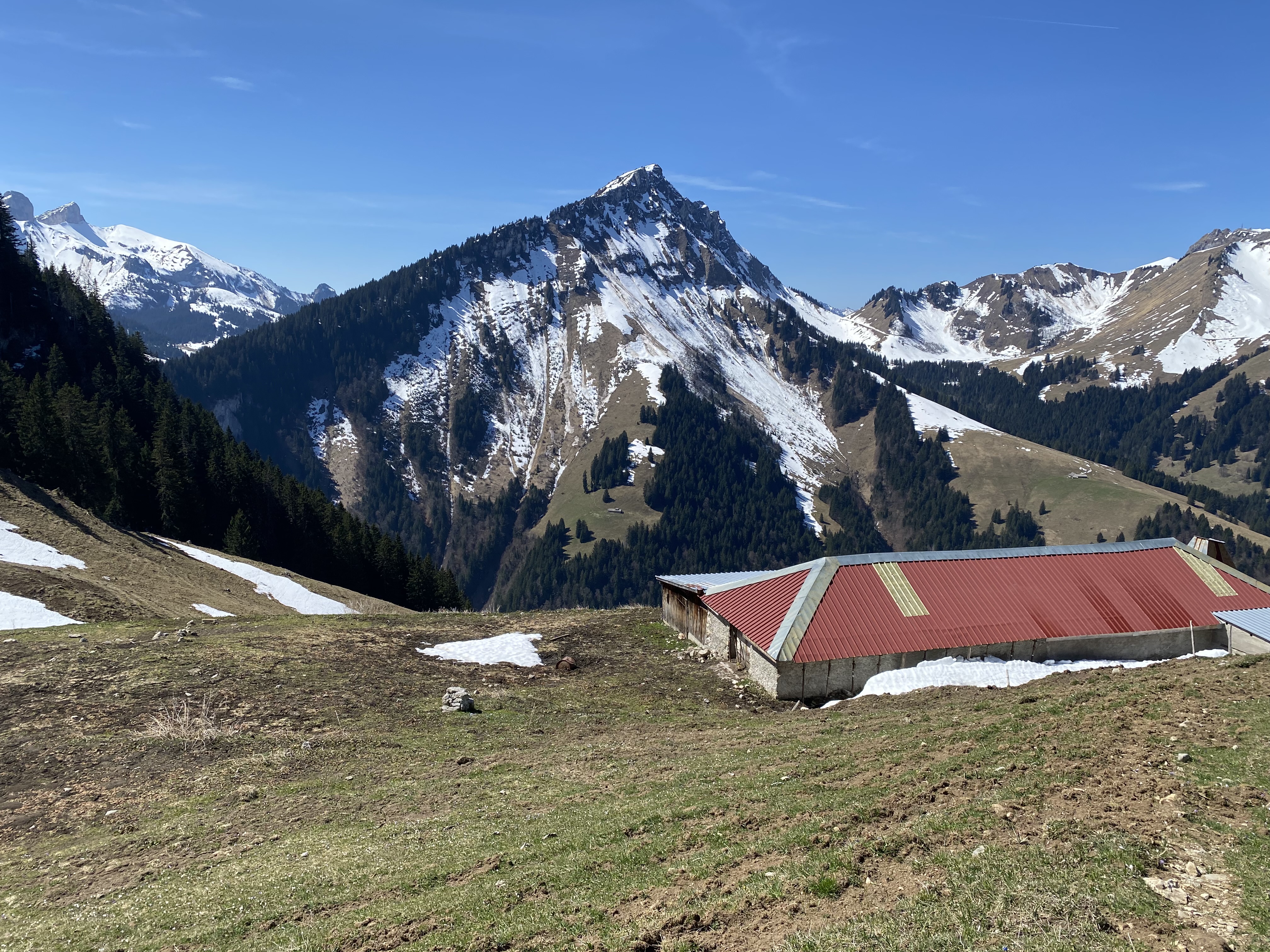 photo de Planachaux (en dessus du Lac de l'Hongrin)