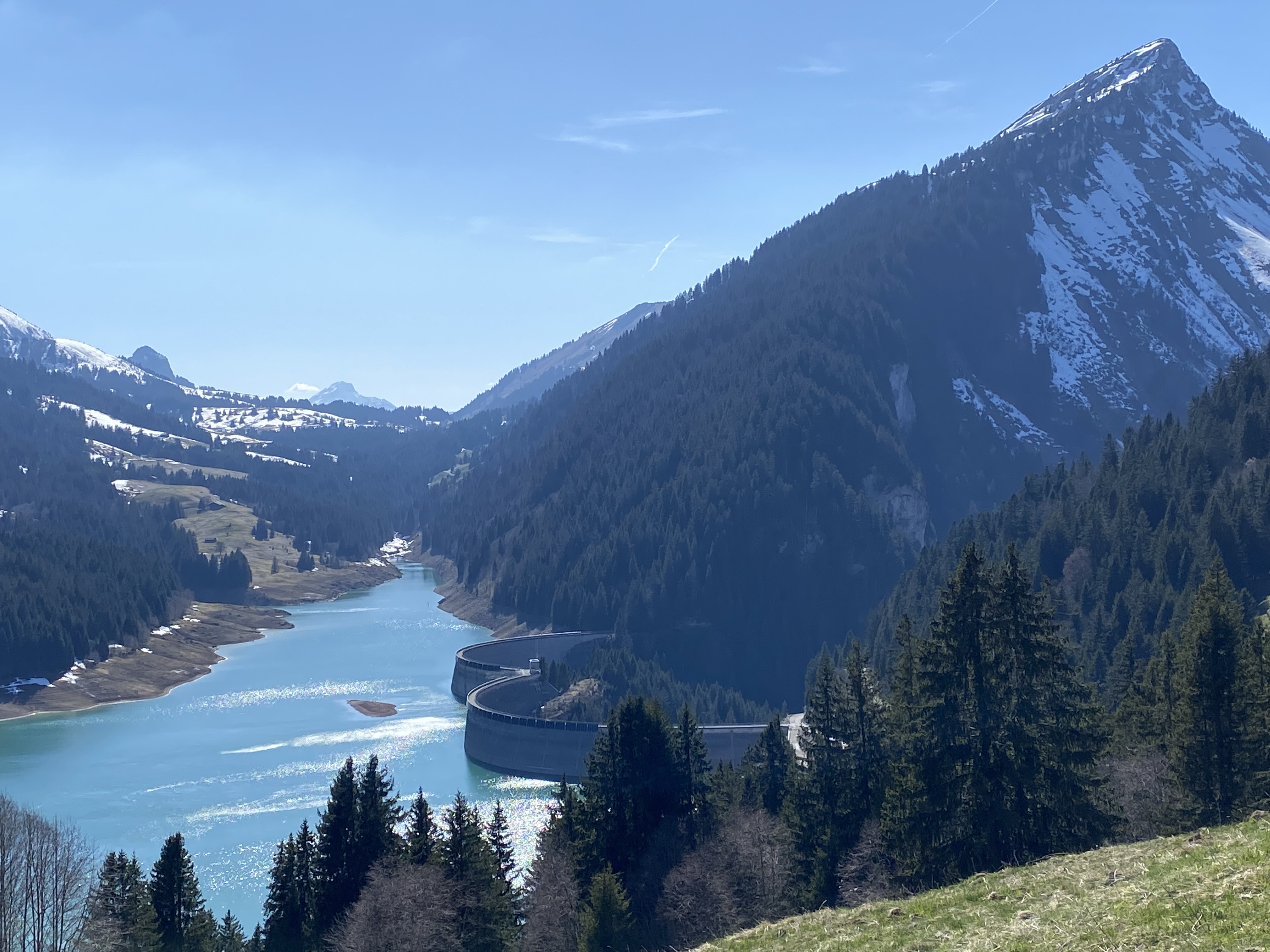 photo de Planachaux (en dessus du Lac de l'Hongrin)