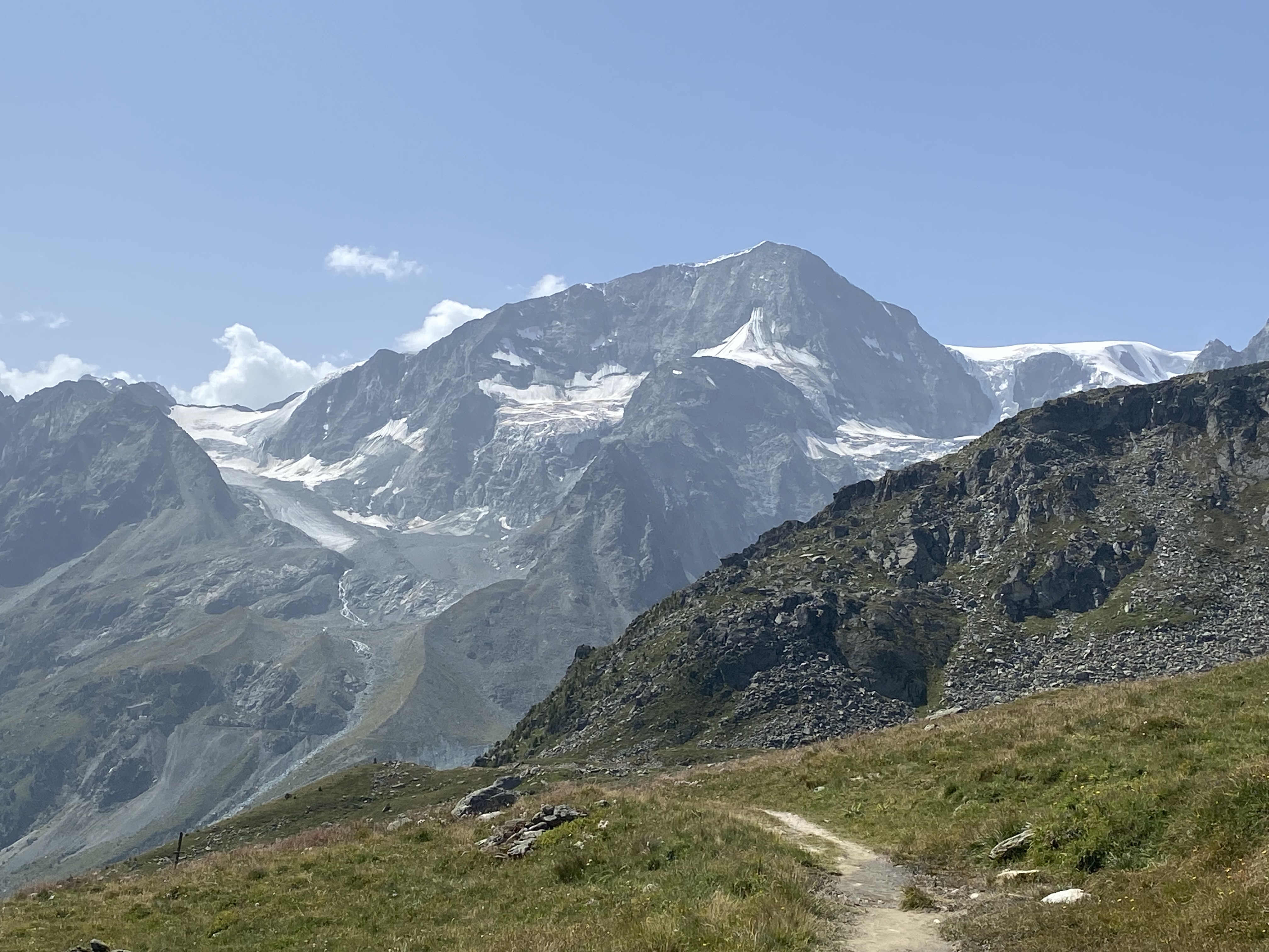 photo de Cabane des Aiguilles Rouges