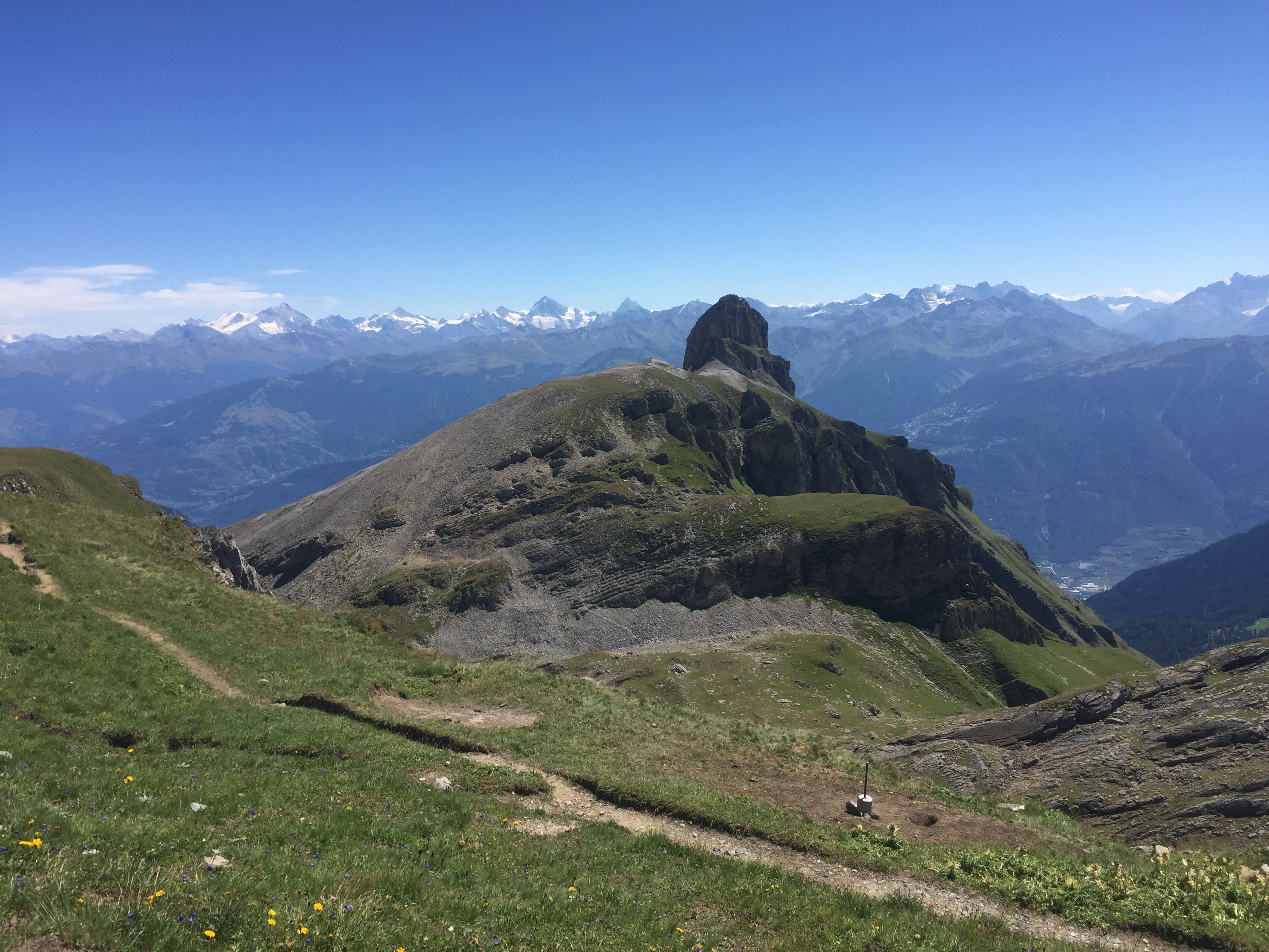 Nous entamons la descente