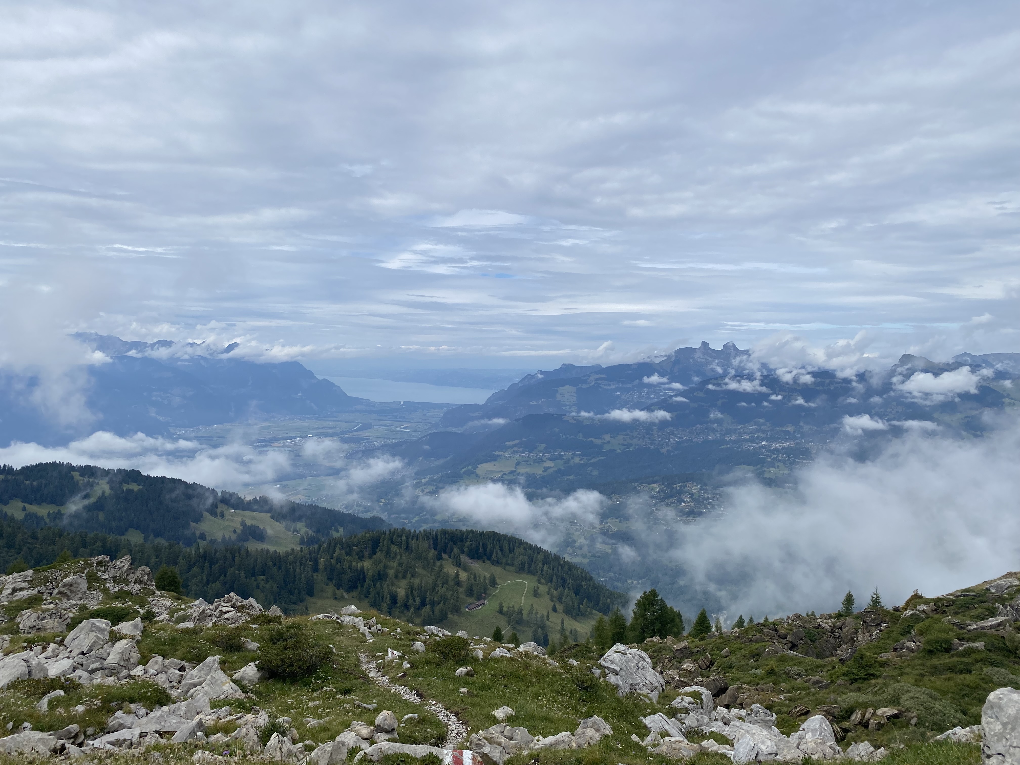 Le Léman et les Tours d\'Aï