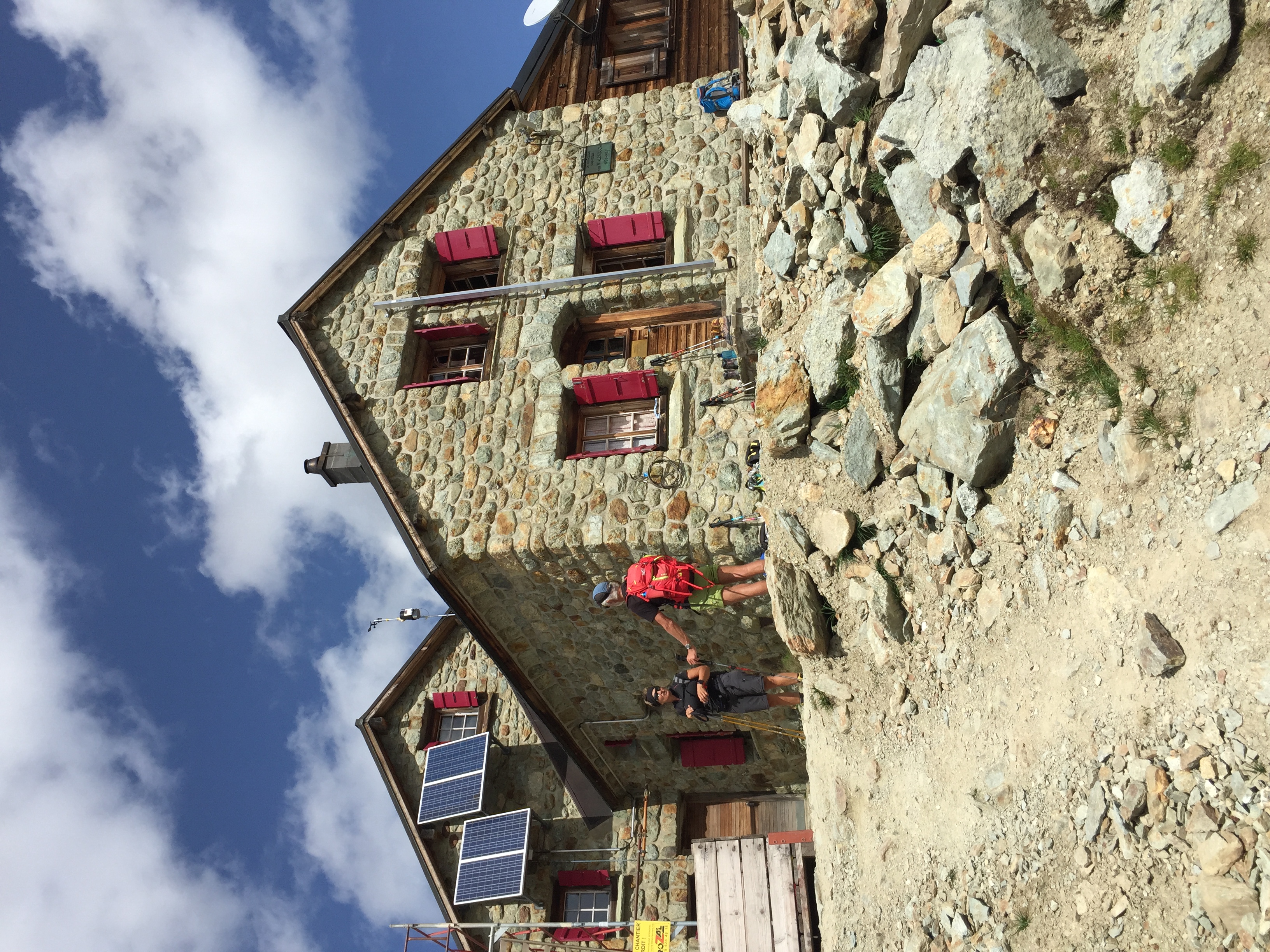 photo de Cabane des Aiguilles Rouges