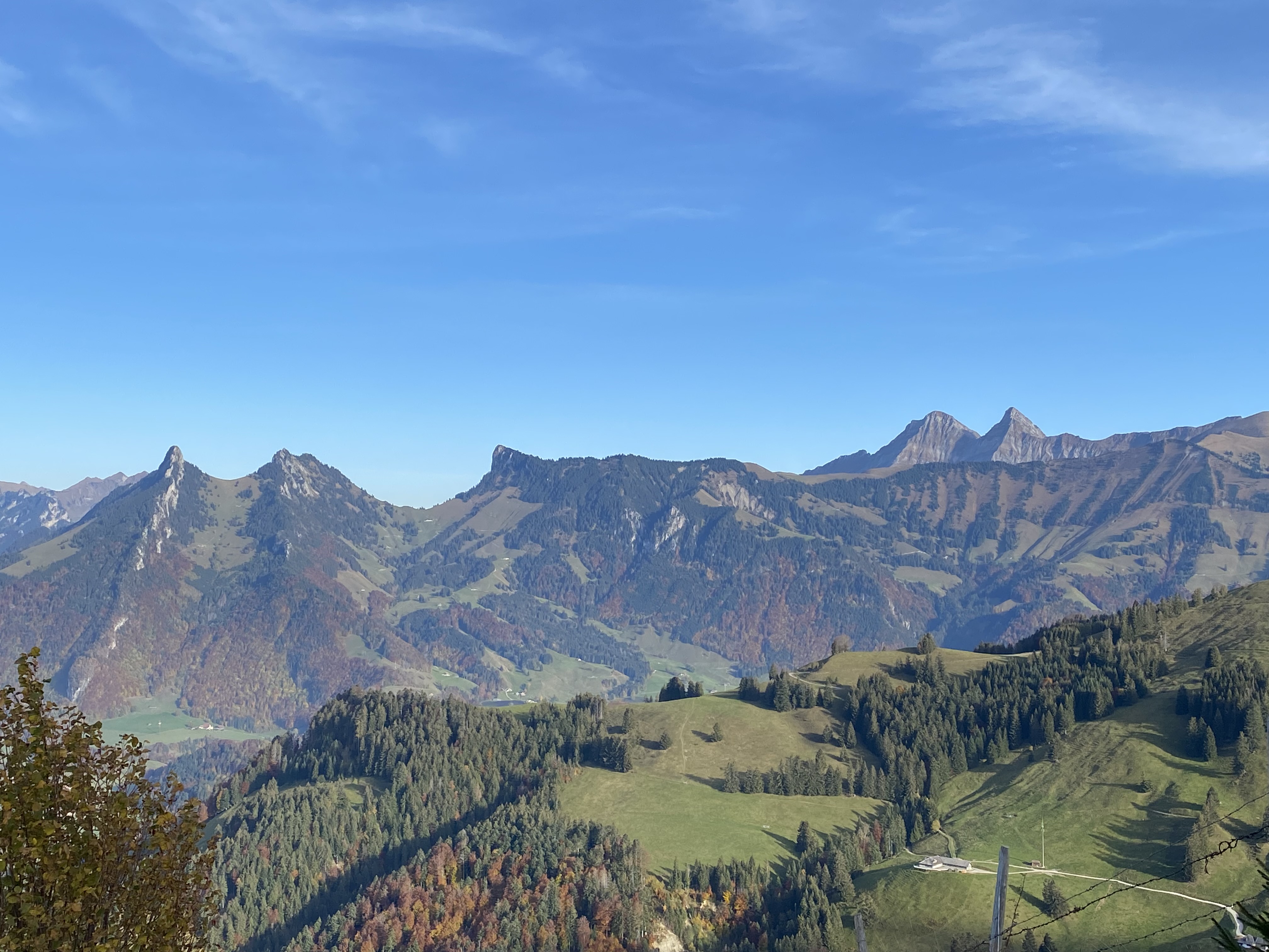 Dent de Broc, Dent du Chamois, Dent du Bourgo, Dent de Brenleire et Dent de Folliéran