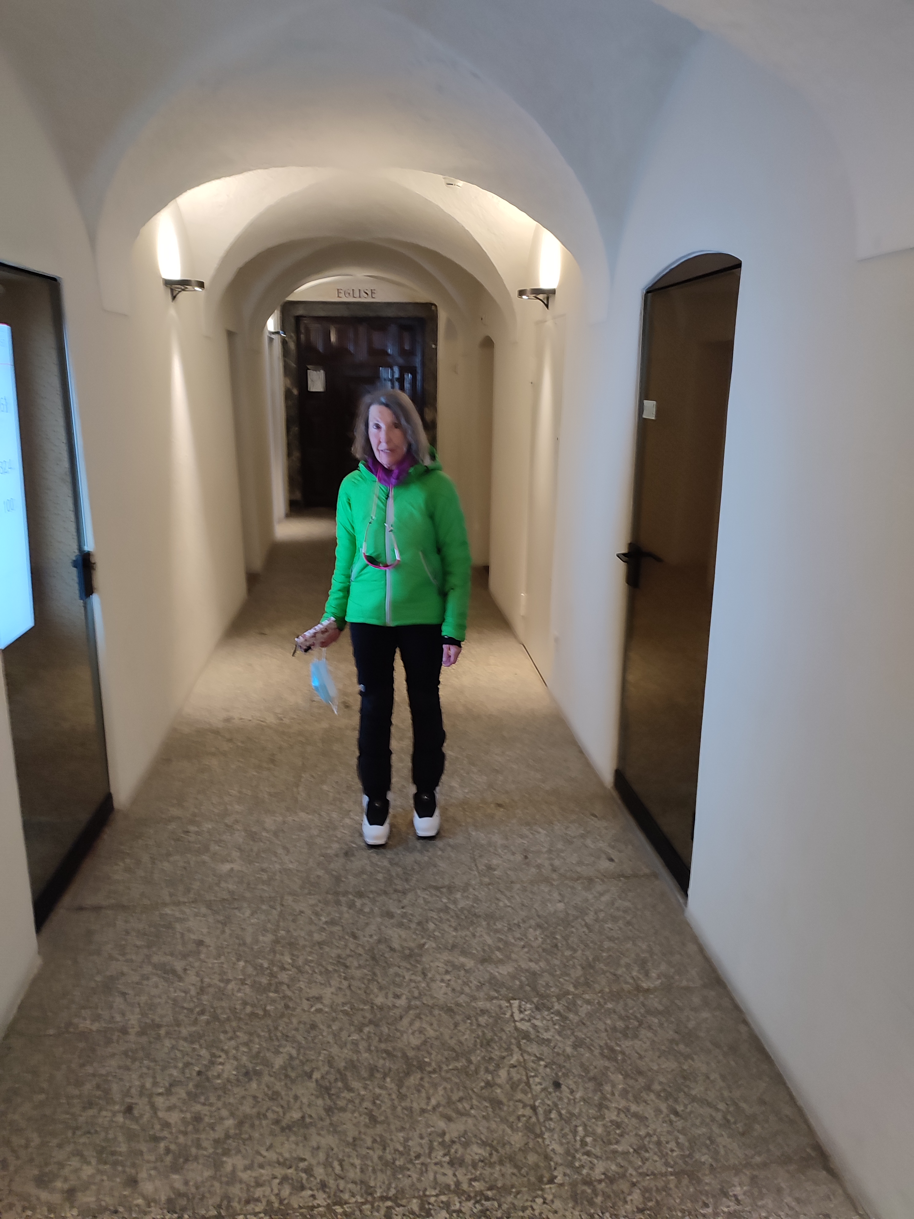 Dans le couloir de l\'hospice