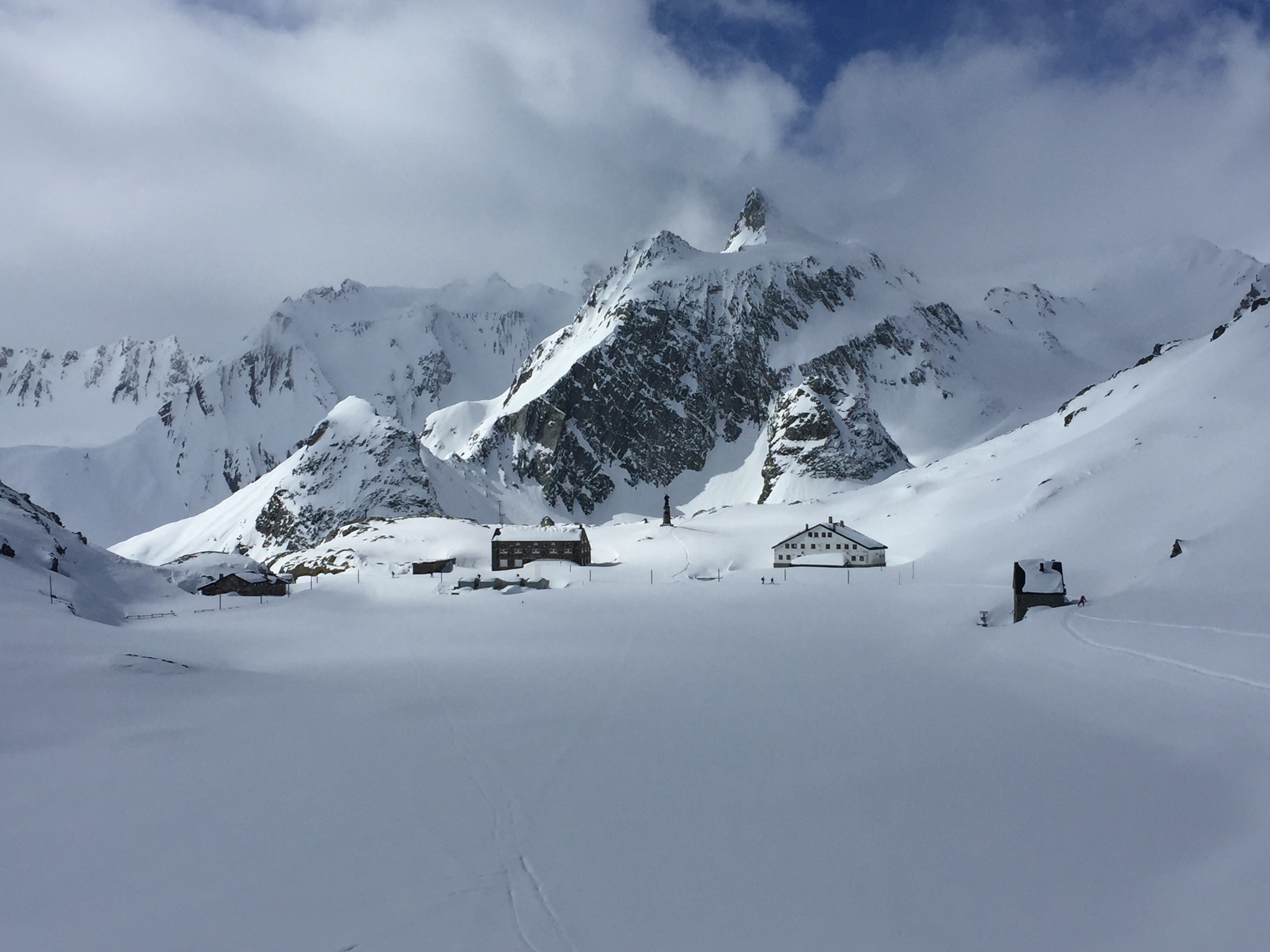photo de Col du Grand-Saint-Bernard (et Hospice)