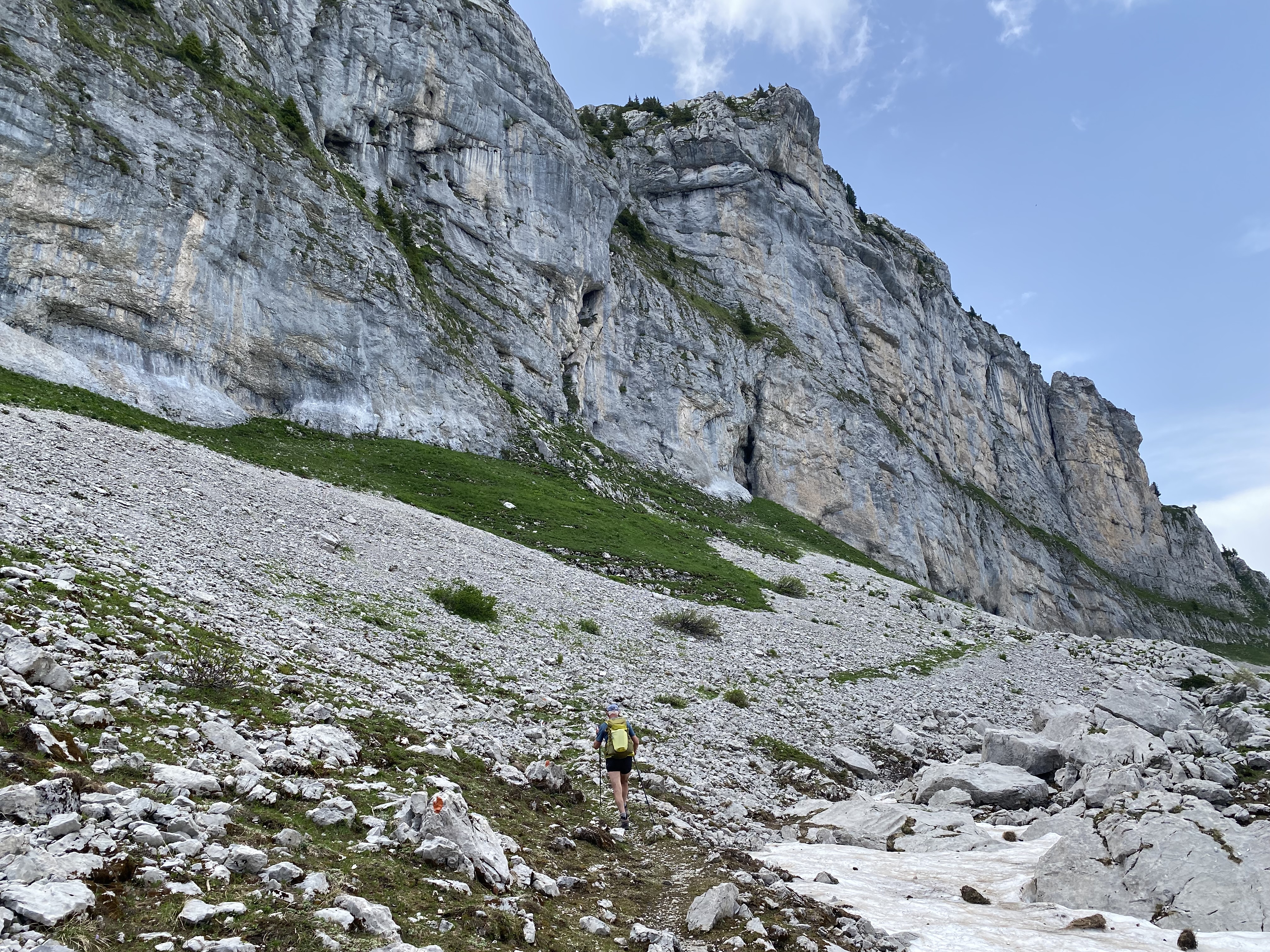 En dessous de la Tour de Famelon
