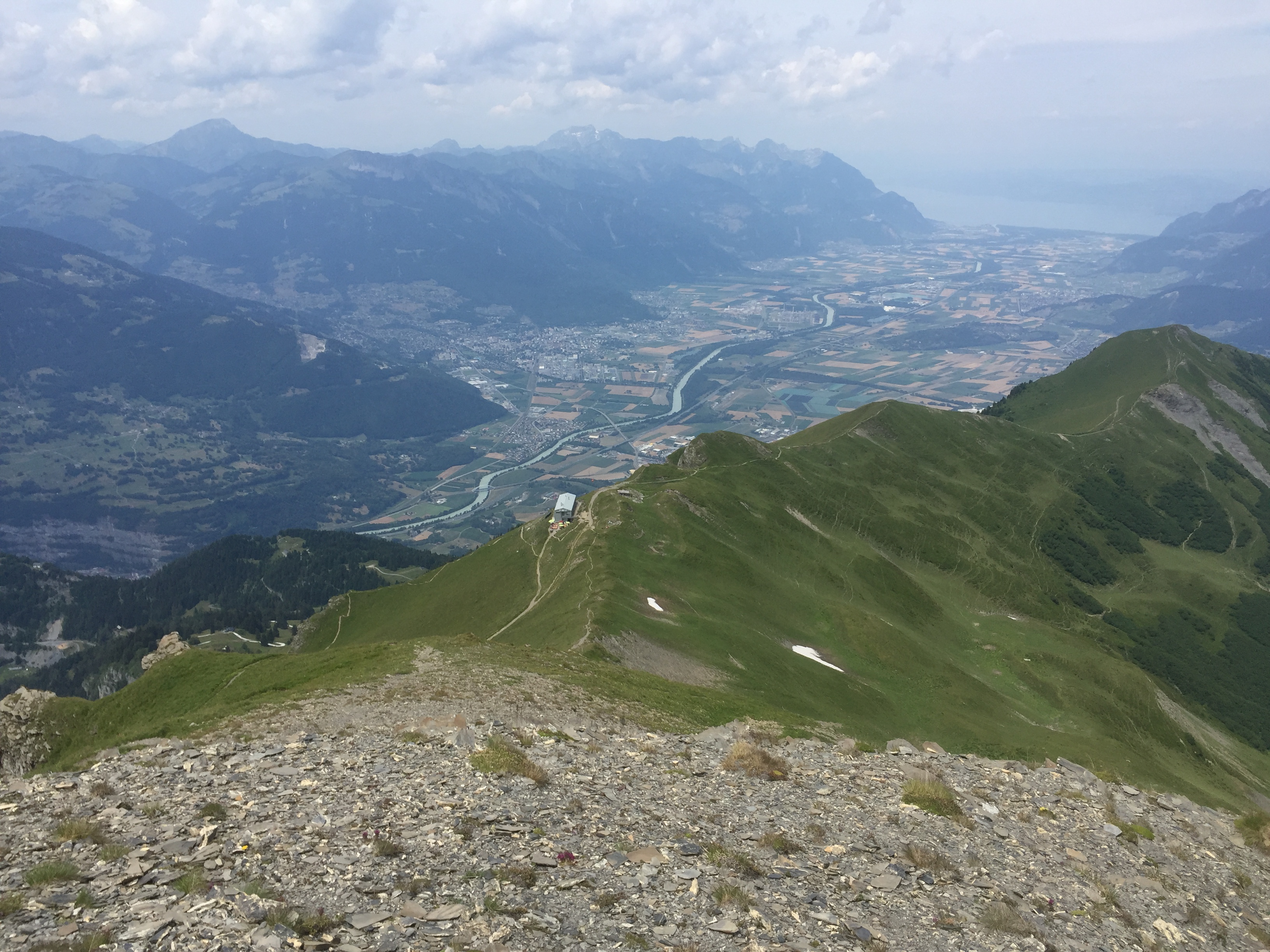 Vue sur la cabane de la Tourche 
