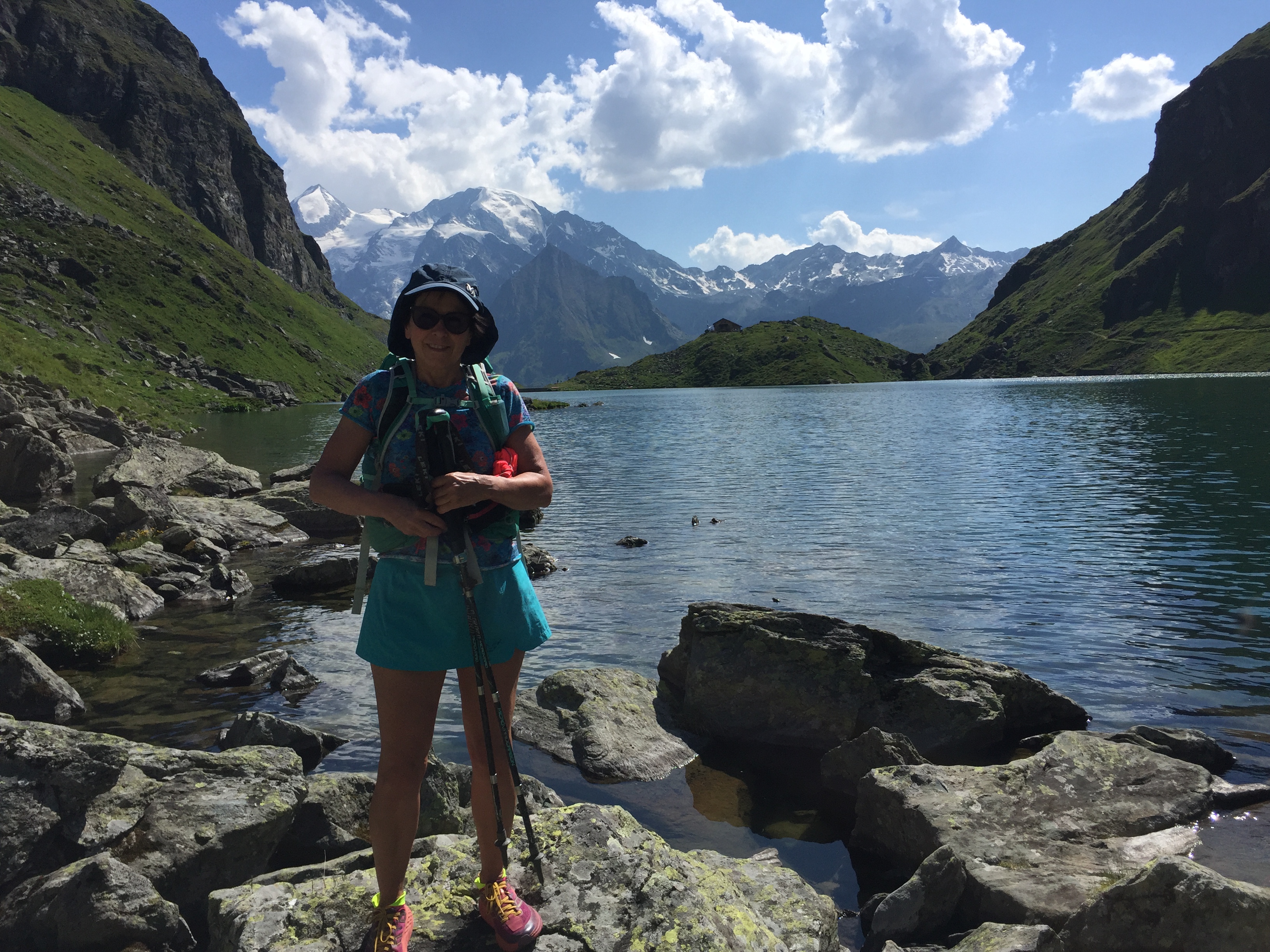 Le lac et la cabane de Louvie