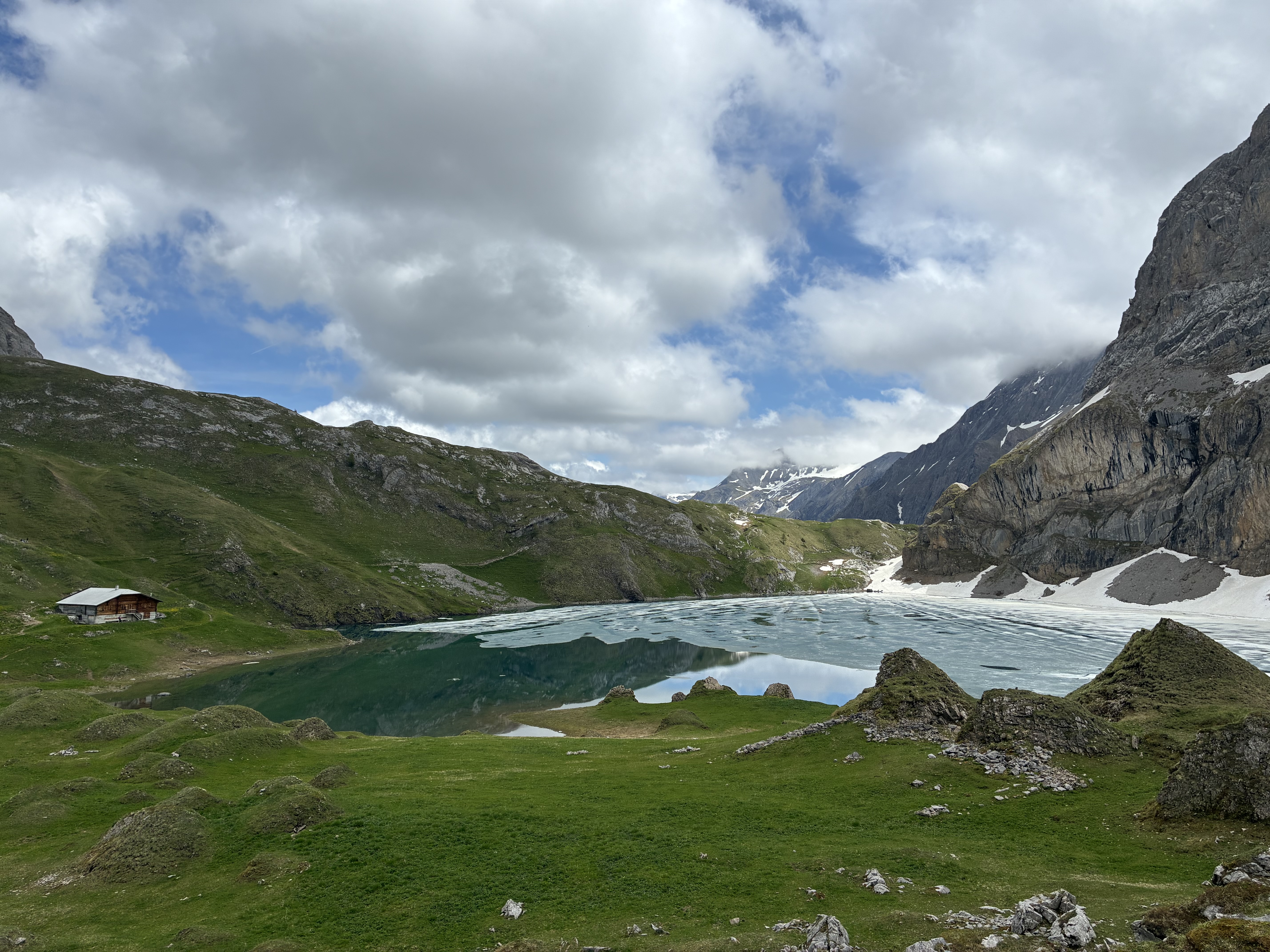 photo de Cabane du Wildhorn (Wildhornhütte)