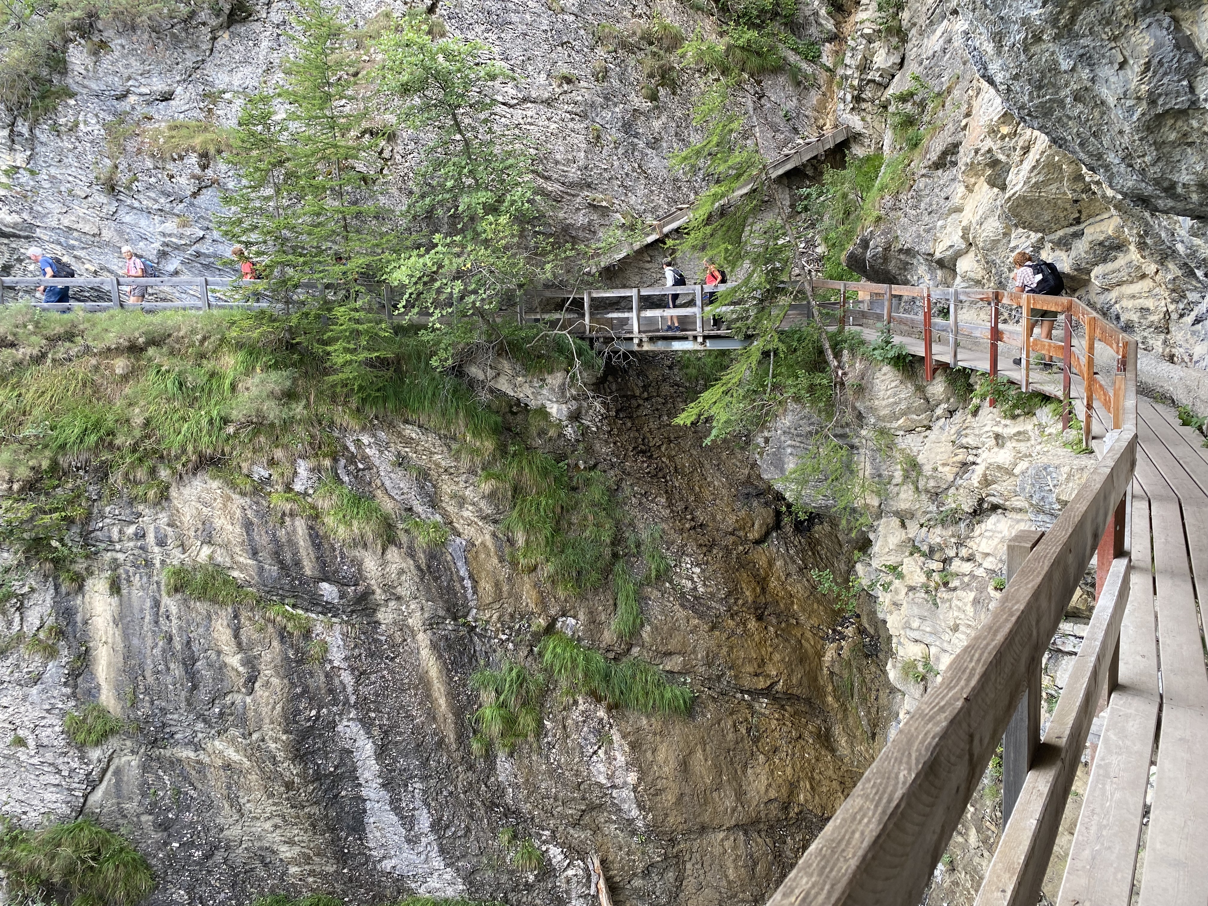 photo de Bisse du Ro et Barrage de Tseuzier